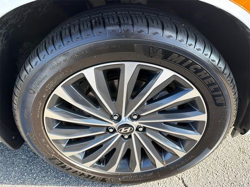 Used 2023 Hyundai Palisade Calligraphy image 12