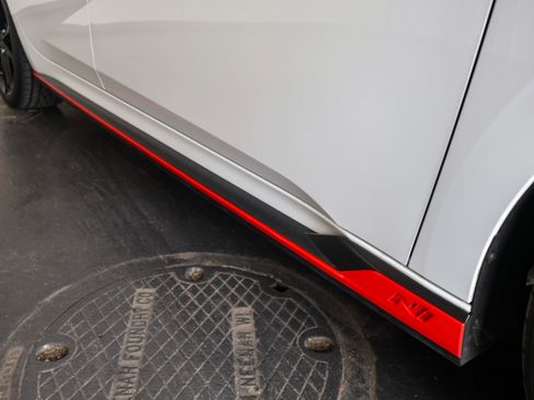 Used 2025 Hyundai Elantra N image 43