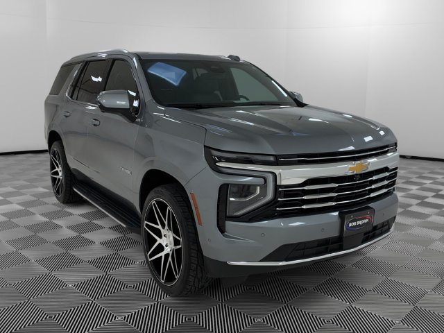 Used 2025 Chevrolet Tahoe LT AWD/4WD image 7