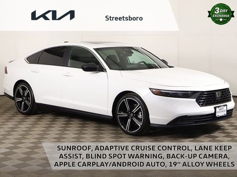 Used 2023 Honda Accord Sport image 1