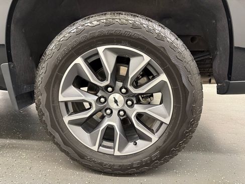 Used 2024 Chevrolet Silverado 1500 RST AWD/4WD image 19