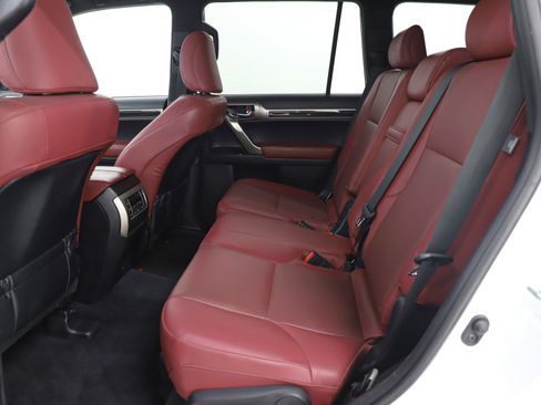 Used 2021 Lexus GX 460 Premium w/ Premium Package image 16