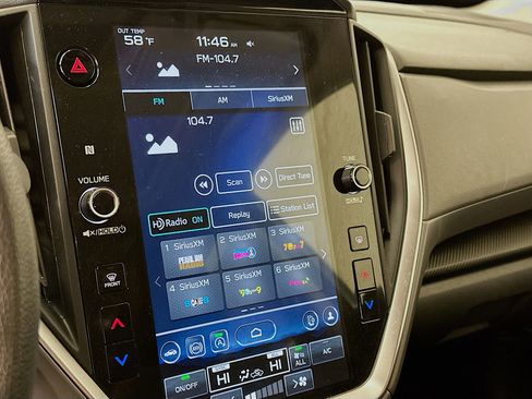 Used 2024 Subaru Crosstrek 2.0i Premium image 21