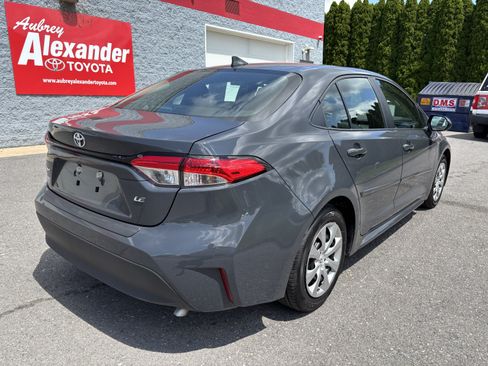 Certified 2026 Toyota Corolla LE FWD image 3