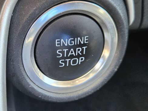 Used 2025 Toyota Grand Highlander AWD image 22