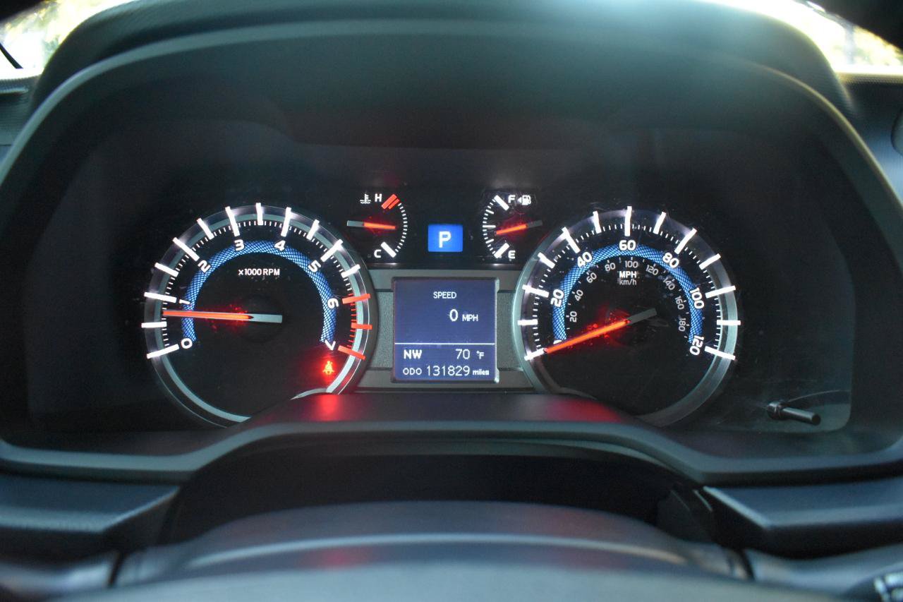 Used 2016 Toyota 4Runner SR5 Premium AWD/4WD image 29