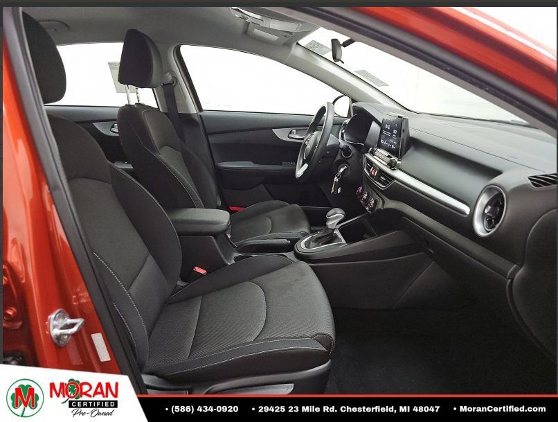 Used 2023 Kia Forte LXS FWD image 11