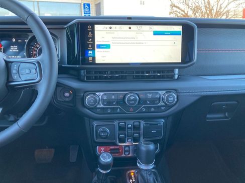 New 2026 Jeep Gladiator Rubicon w/ Safety Group image 19