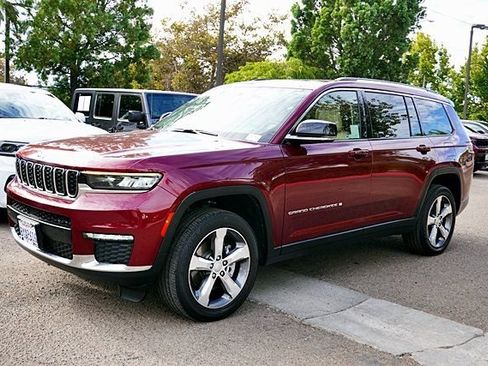 Used 2021 Jeep Grand Cherokee L Limited w/ Trailer Tow Package AWD/4WD image 9