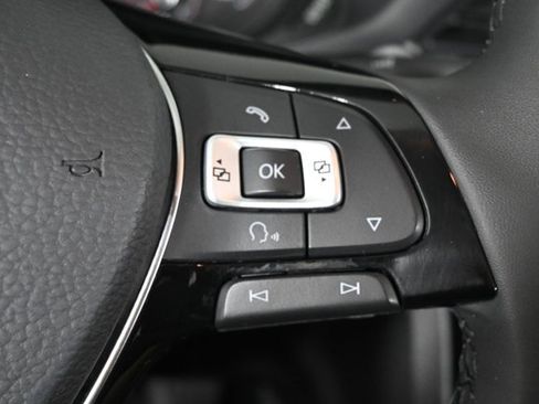 Certified 2021 Volkswagen Passat 2.0T S image 20