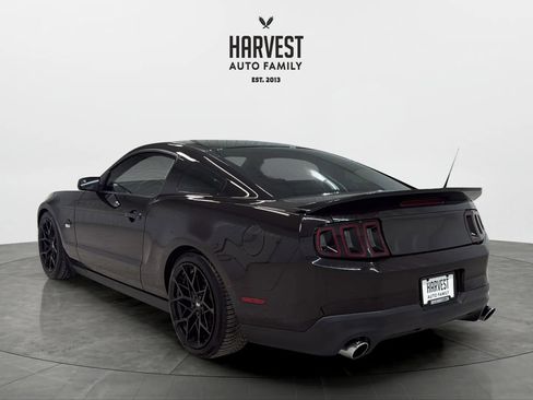 Used 2012 Ford Mustang GT Premium w/ Comfort Pkg RWD image 4