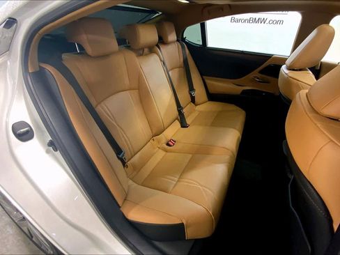 Used 2024 Lexus ES 350 Ultra Luxury image 19