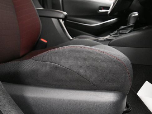 Used 2024 Toyota Corolla SE FWD image 33
