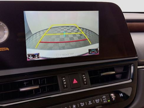 Used 2022 Lexus ES 350 w/ Premium Package image 16