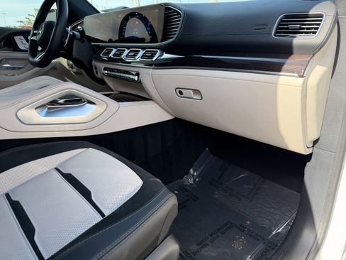 Used 2025 Mercedes-Benz GLE 53 AMG 4MATIC Coupe image 13