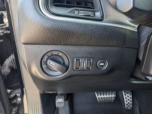 Used 2019 Dodge Challenger R/T Scat Pack image 27