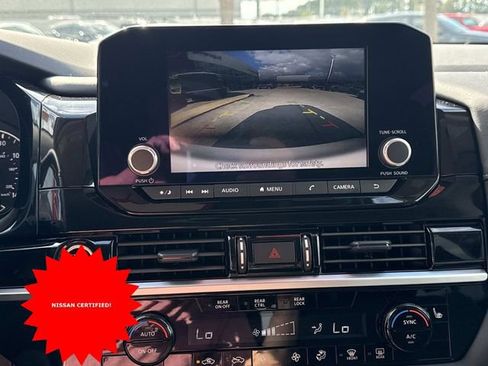 Certified 2024 Nissan Pathfinder SV image 18