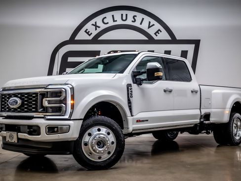 Used 2026 Ford F450 Platinum w/ Platinum Plus Package image 1