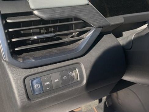 Used 2024 GMC Acadia AT4 image 17