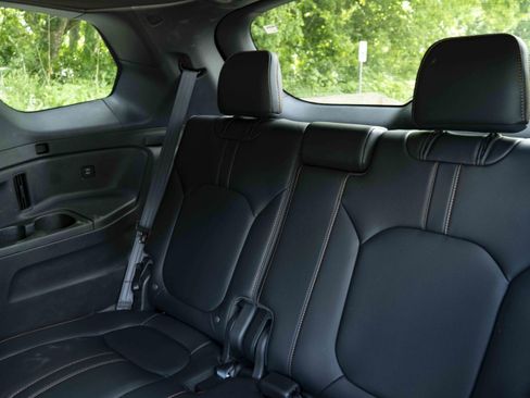 Used 2025 Honda Pilot TrailSport image 20