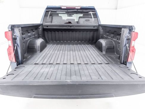Used 2020 Chevrolet Silverado 1500 Custom w/ Custom Value Package image 38