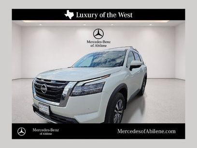 Used 2024 Nissan Pathfinder SL