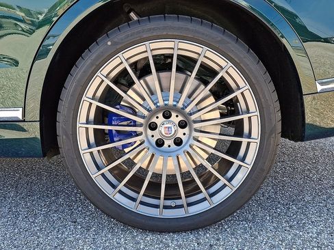 New 2026 BMW ALPINA XB7 image 8