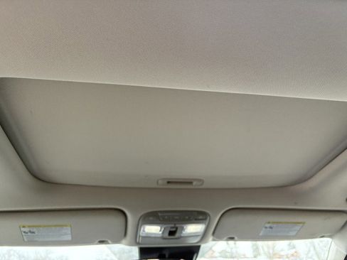 Used 2020 Kia Telluride S w/ S 8 Passenger Seating Package image 12