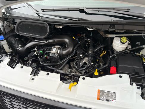 Used 2024 Ford Transit 250 T-250 130 Low Rf 9070 GVWR RW w/ Load Area Protection Package image 33
