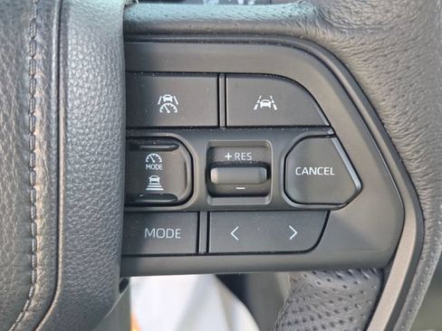 Used 2025 Toyota Tacoma TRD Pro AWD/4WD image 23