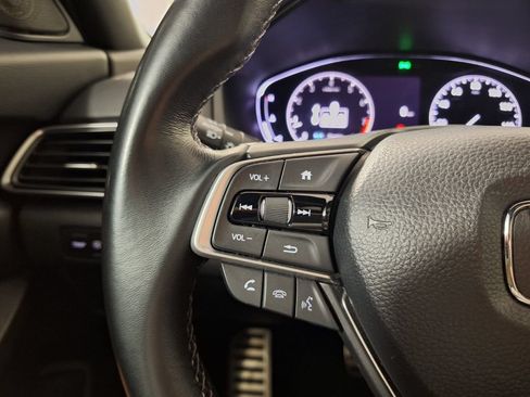 Used 2021 Honda Accord Sport image 18