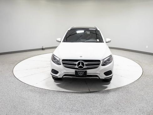 Used 2019 Mercedes-Benz GLC 300 4MATIC image 27