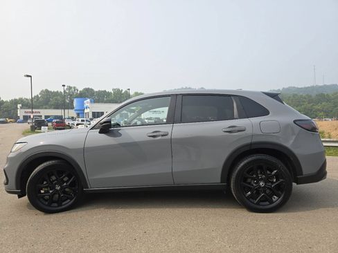Used 2025 Honda HR-V Sport image 16
