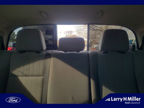 Used 2018 Toyota Tacoma SR5 image 31