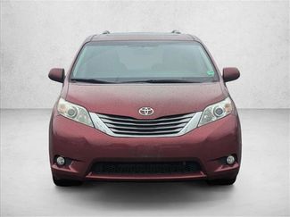 Used 2016 Toyota Sienna XLE video 2