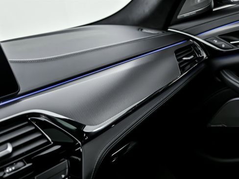 Used 2022 BMW M5 w/ Competition Package image 37