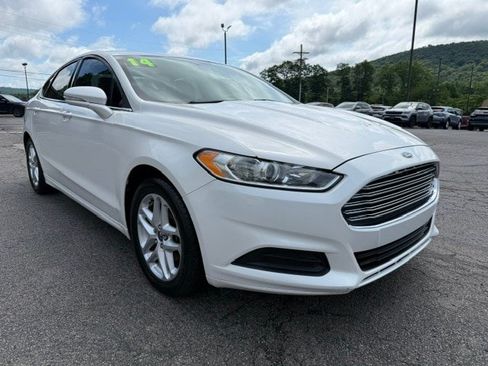 Used 2014 Ford Fusion SE FWD image 1