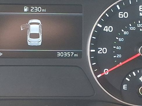 Certified 2023 Kia Forte LXS w/ LXS Technology Package image 19