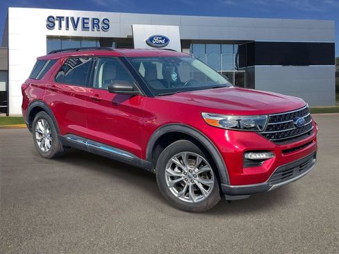 Used 2020 Ford Explorer XLT w/ Equipment Group 202A RWD image 1