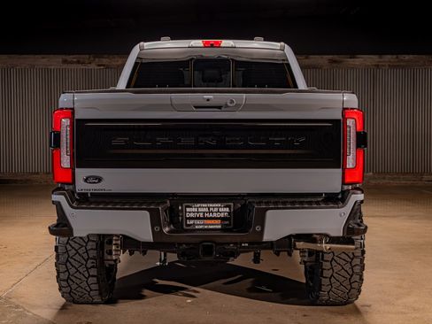 Used 2026 Ford F250 Platinum image 8