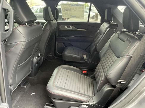 New 2026 Ford Explorer ST-Line AWD/4WD image 19