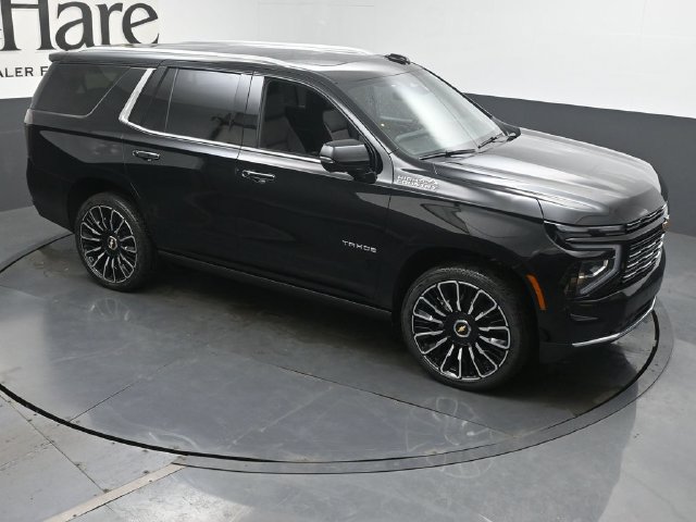 New 2026 Chevrolet Tahoe High Country AWD/4WD image 17