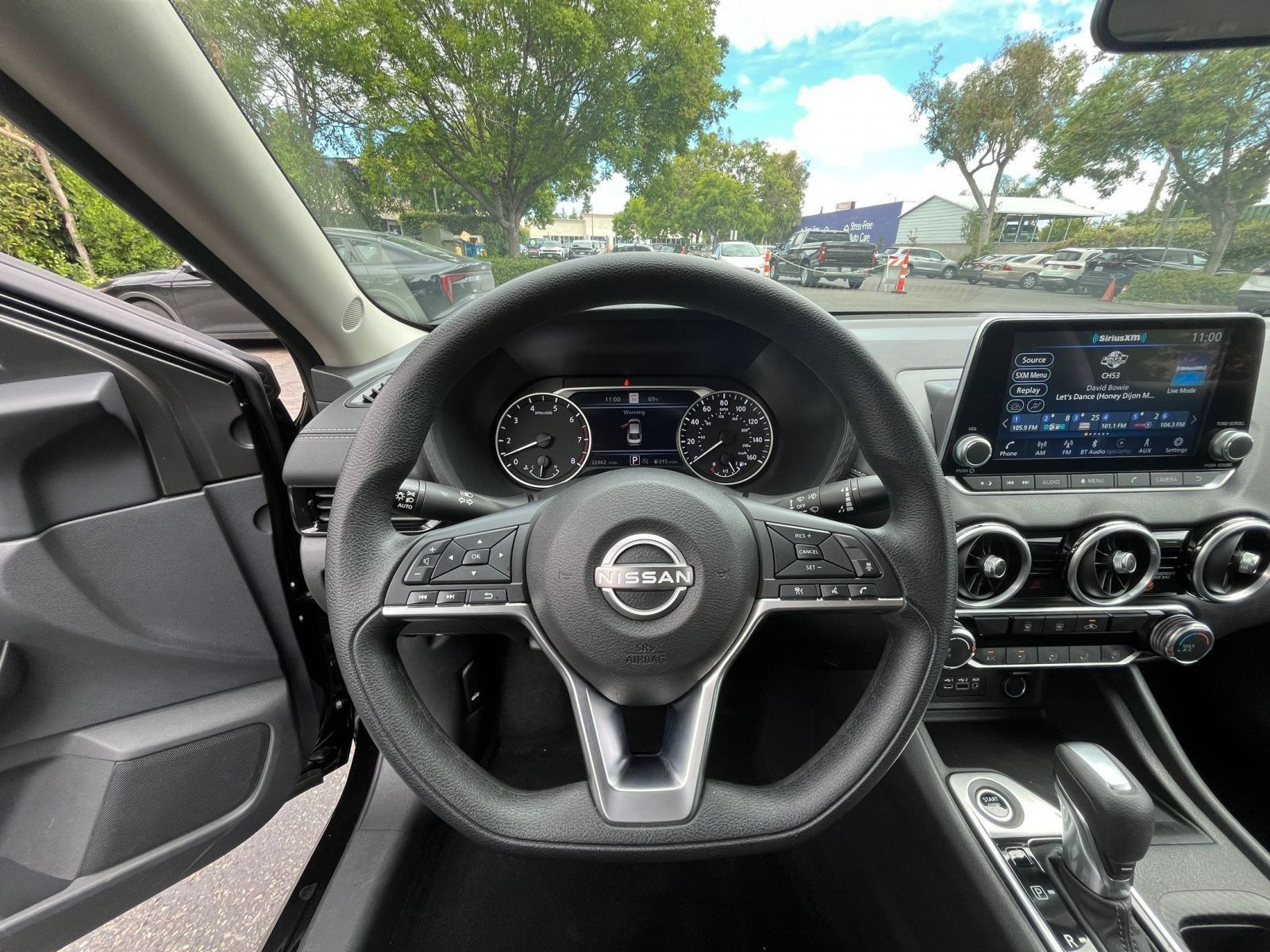 Used 2025 Nissan Sentra SV FWD image 31