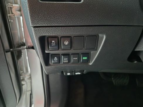 Used 2022 Nissan Rogue Sport SV w/ Technology Package AWD/4WD image 17