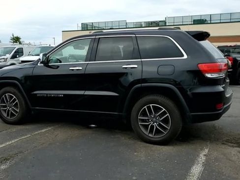 Used 2019 Jeep Grand Cherokee Limited AWD/4WD image 6