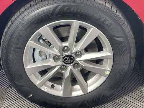 New 2026 Toyota Camry LE image 9