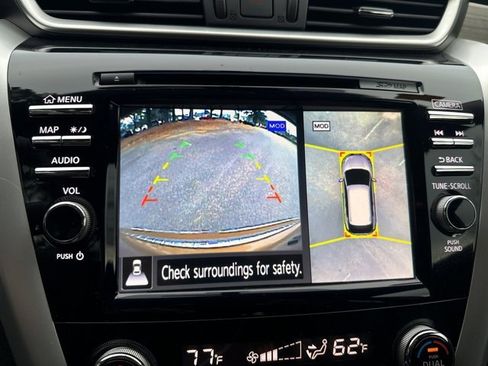 Used 2017 Nissan Murano Platinum w/ Platinum Technology Package image 15