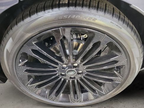 New 2026 Land Rover Range Rover Velar Dynamic SE image 10