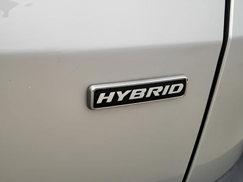 Used 2020 Ford Escape SE Sport image 33