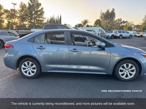 Used 2023 Toyota Corolla LE w/ Carpet Mat Package (TMS) FWD image 7
